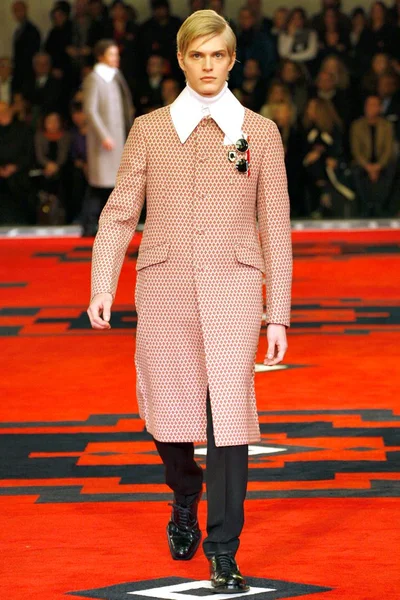 Look 31